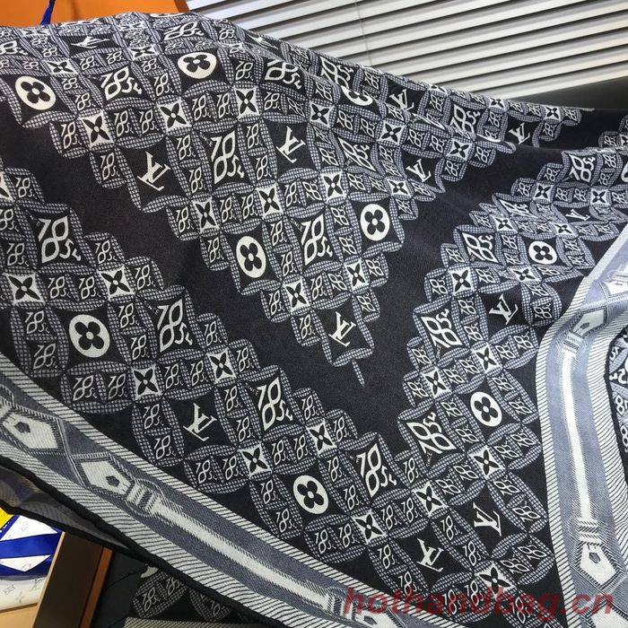 Louis Vuitton Scarf LV00103